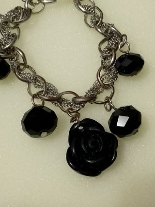 Bracciale vintage nero e argento