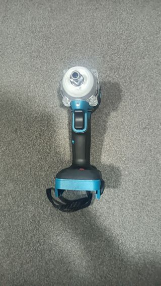 Llave Impacto 300NM 18V