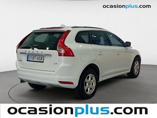 Volvo XC60 D3 Momentum Auto 100 kW (136 CV)