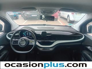 Fiat 500 Electrico Action Hb 185 km 70 kW (95 CV)