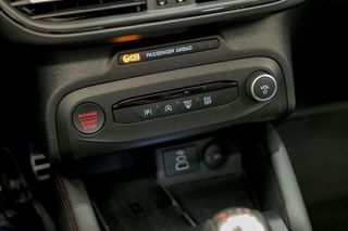 Ford Focus   2.3 Ecoboost 206kW ST 