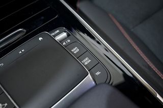 Mercedes EQB MERCEDES-BENZ   300 4MATIC 