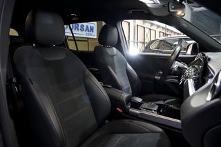 Mercedes EQB MERCEDES-BENZ 300 4MATIC