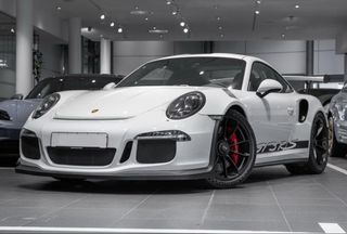 PORSCHE 911 GT3 RS