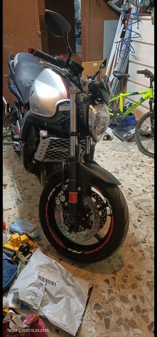 Yamaha FZ6-N S2 (2009)