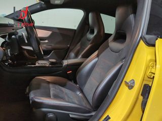 Mercedes-Benz CLA 220d DCT
