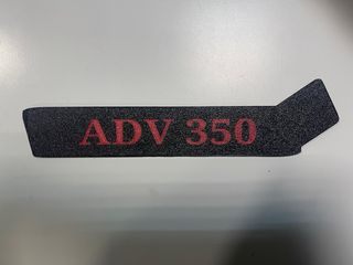 Tapa lateral Honda ADV 350
