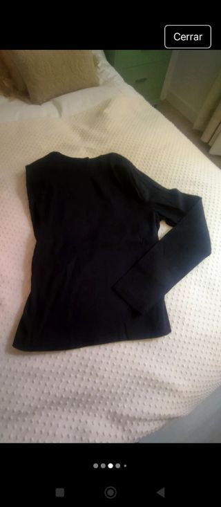 Top asim. Zara negro