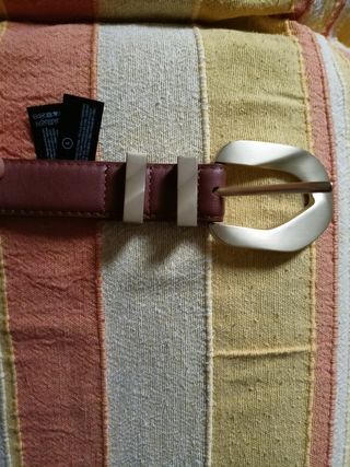 Cintura marrone fibbia oro
