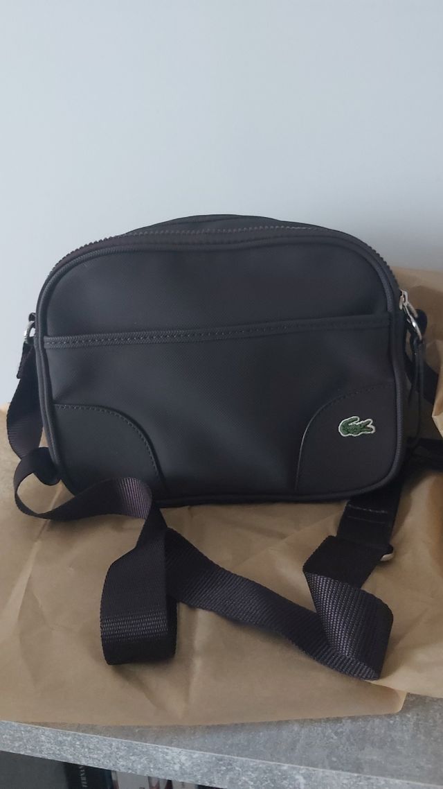Bolso Lacoste marrón oscuro