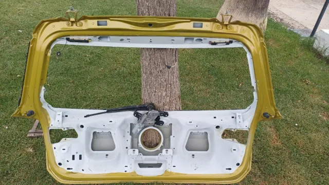 Portón trasero Golf VII R Line