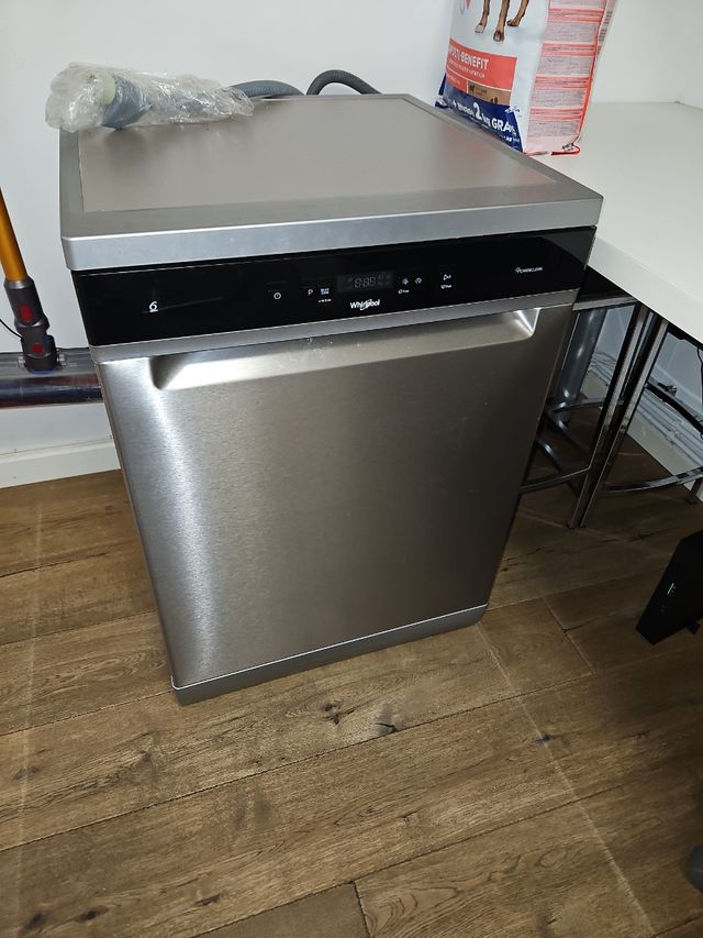 Lavavajillas Whirlpool integrable