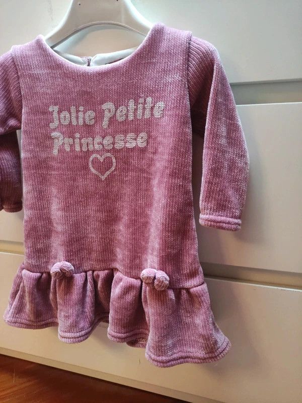 Abiti bimba 9-18 mesi (4 pezzi)