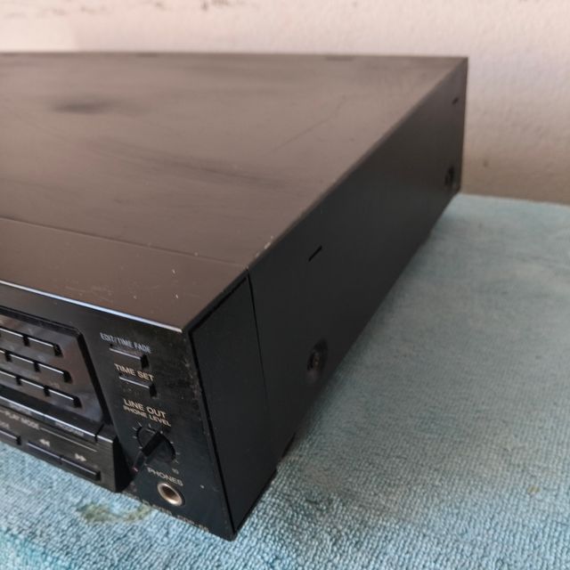 Lettore CD Sony CDP-66