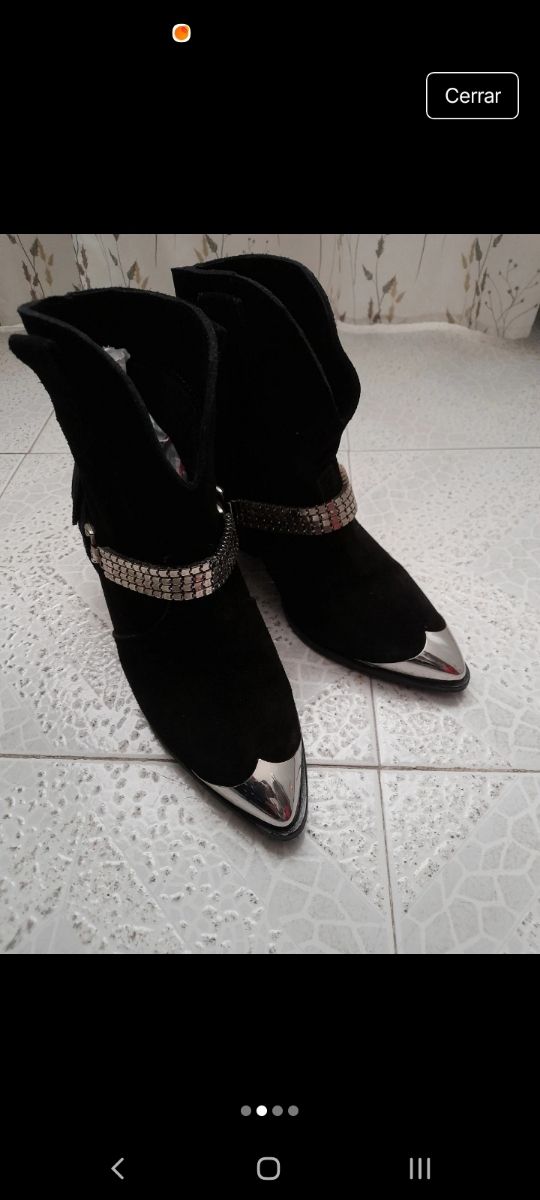 Botín mujer talla 38.Usado poco.Con pelito dentro