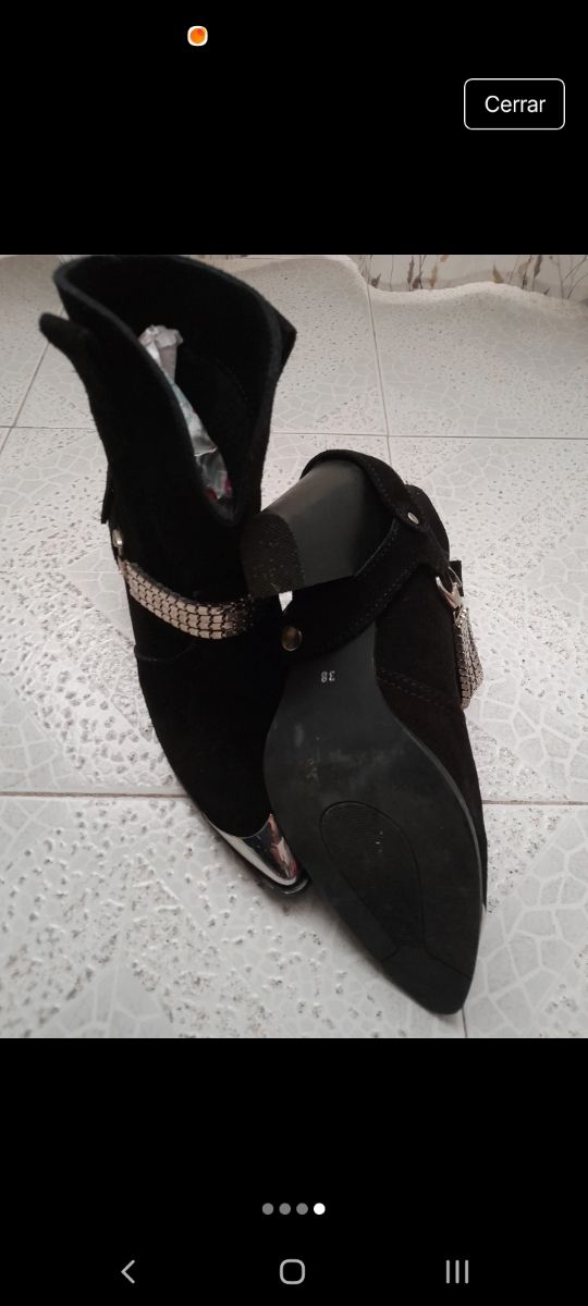 Botín mujer talla 38.Usado poco.Con pelito dentro