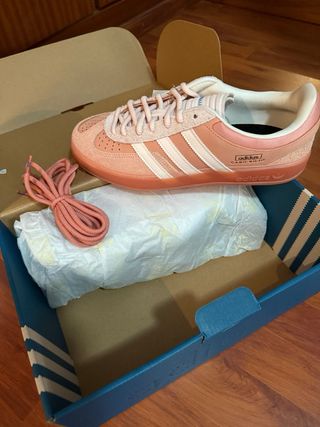 Adidas Gazelle Indoor Bad Bunny “Cabo Rojo”