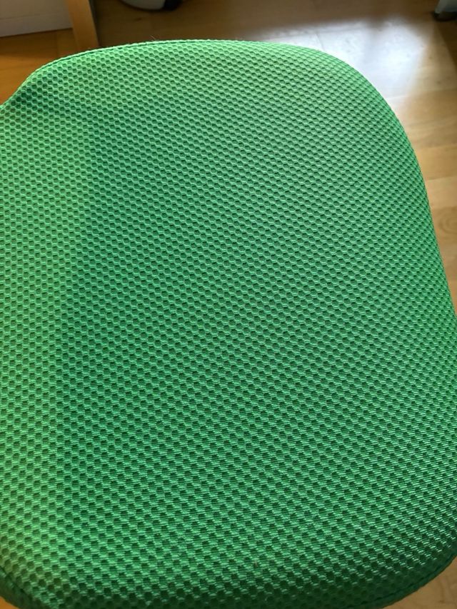 Silla escritorio infantil verde