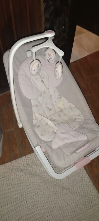 Hamaca Bebé Rosa con Sonidos y vibración 