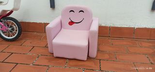 Sillón-Escritorio y silla infantil