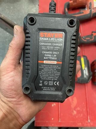 Taladro percutor + impacto Stayer