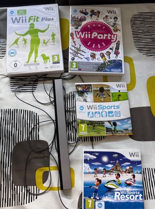 Wii en negro + juegos