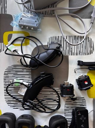 Wii en negro + juegos
