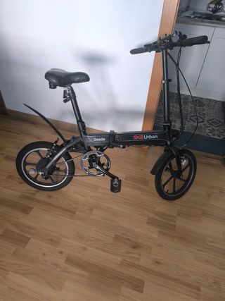 Bicicleta eléctrica urbana .marca 
Sk8 urban Beetl