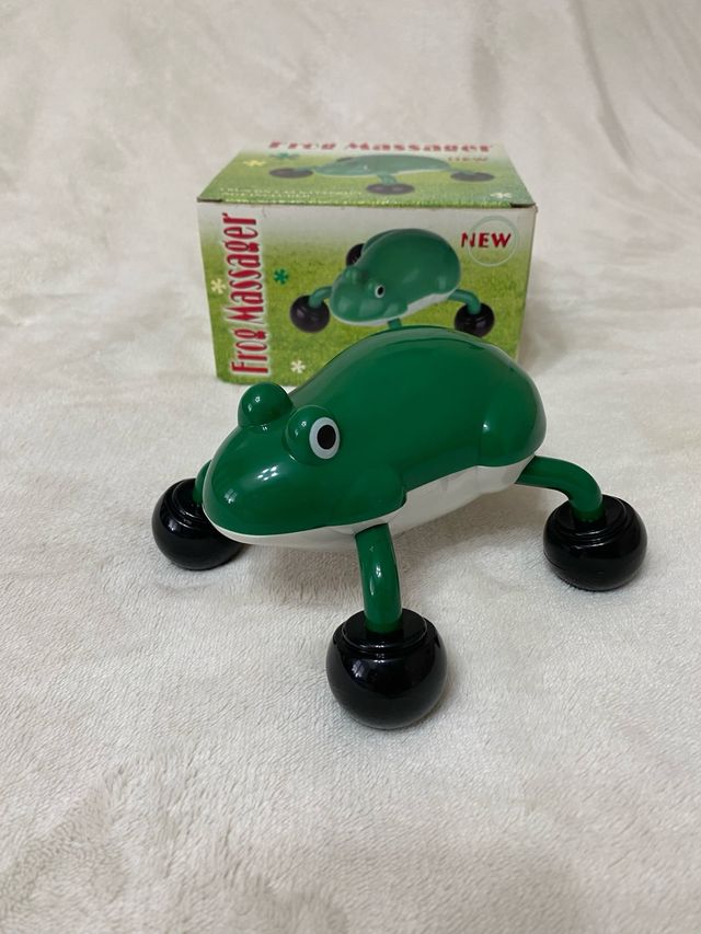 Masajeador en forma de Rana a pilas