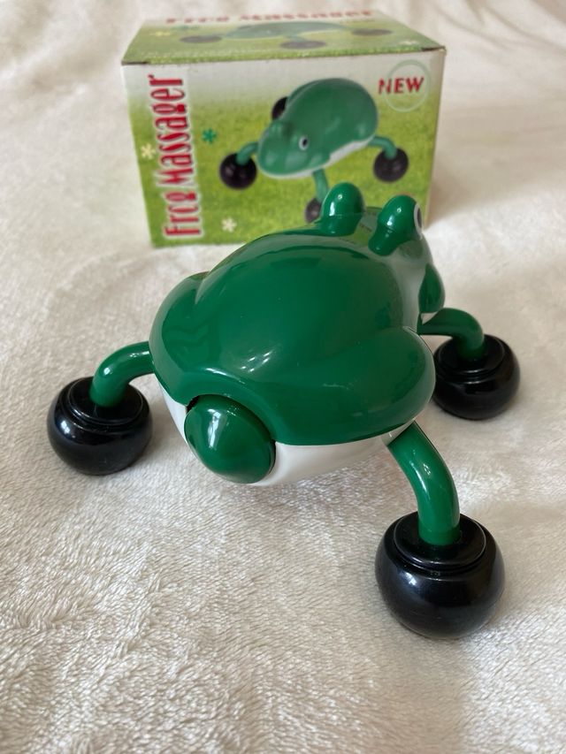 Masajeador en forma de Rana a pilas