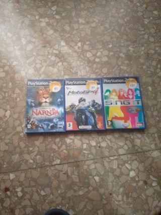 3 Juegos PS2: MotoGP4, Narniay SingStar