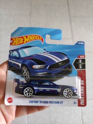 Hot Wheels custom Ford Mustang gt