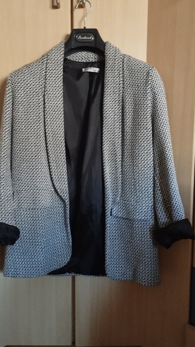 Blazer blanco y negro, talla M