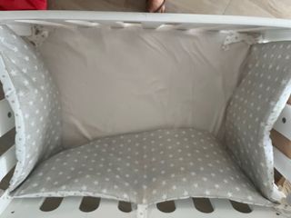 Minicuna blanca colecho de madera con colchón