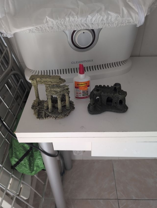 Adorno acuario: Castillo y Partenón