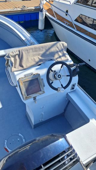 Barco Burás 6,50m Yamaha V250