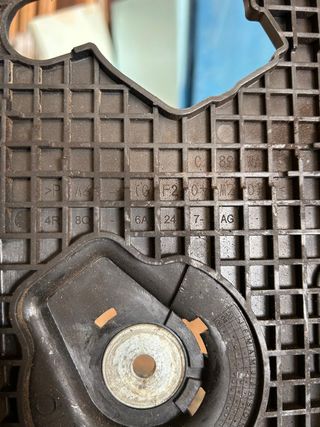 TAPA DISTRIBUCION JAGUAR FORD L ROV 4R8Q-6A247-AG