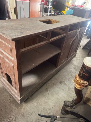 Mostrador antiguo de madera de pino de melis