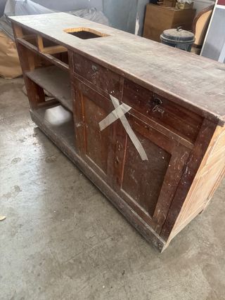 Mostrador antiguo de madera de pino de melis