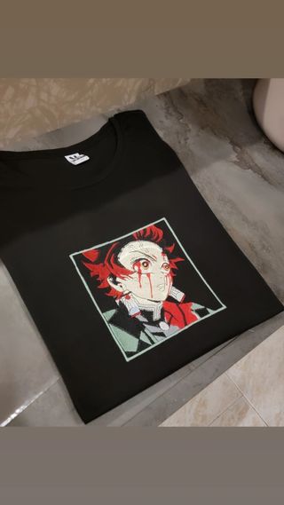 Maglietta Demon Slayer ricamata