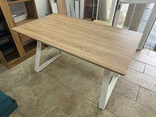 Mesa Extensible Blanco y Cambria Nueva | Moderna.