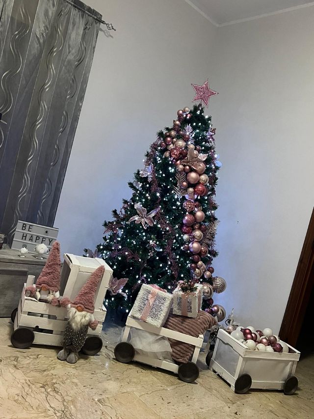 Albero di Natale verde in plastica