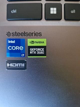 Portátil MSI Creator Z16