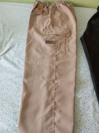 Pantalones multibolsillo