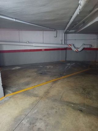 Garaje en venta en Sant Vicenç dels Horts
