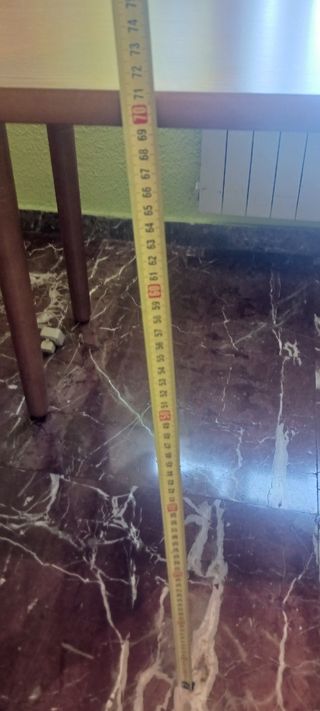 Mesa auxiliar madera