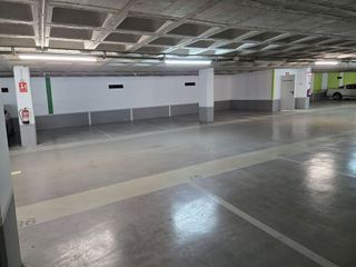 Garaje en venta en Can Nadal - Falguera en Sant Feliu de Llobregat