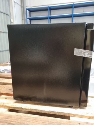 Mini nevera Severin 45L - Negra
