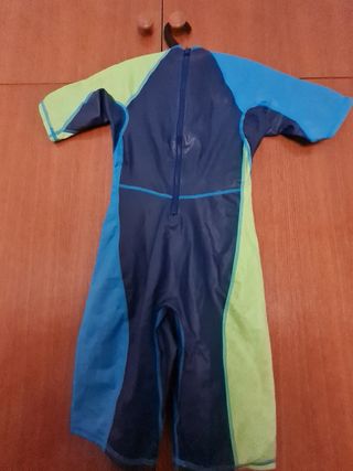 Neopreno niño talla 12 + gorro
