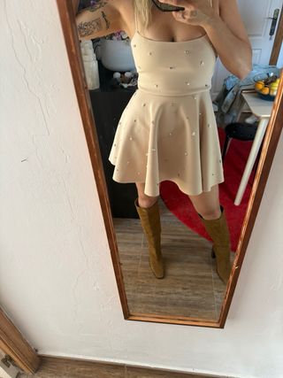 Vestido volumen Zara beige joyas